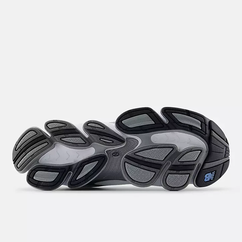 https://cdn.infinitysport.com.py/products/176f7292-a6d3-4b44-8880-aeaeebf5936b.webp