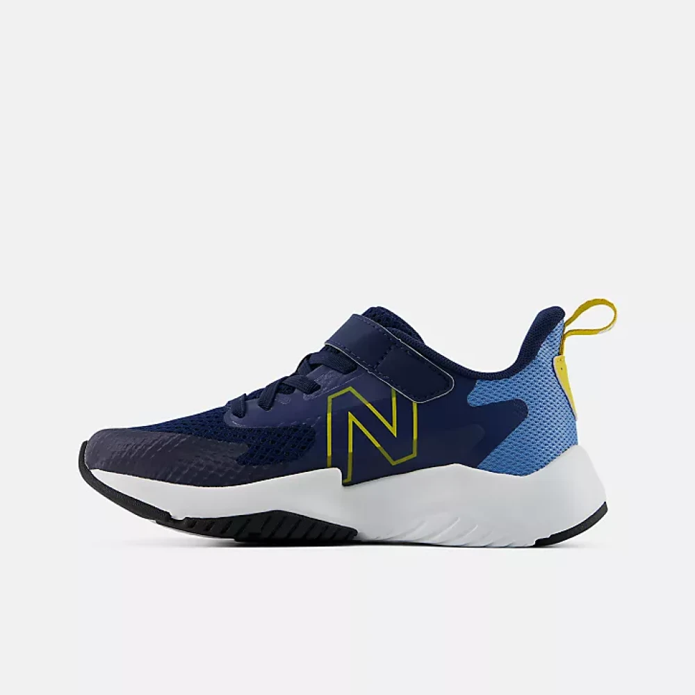 https://cdn.infinitysport.com.py/products/51bb8c2f-6f75-4a05-a5dc-2ffbaad2eec0.webp